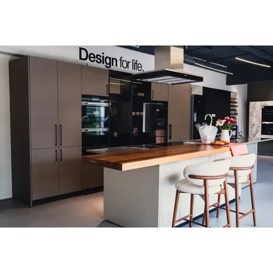 Bucatarie activa Doimo Cucine Nociola 2022 - Miele Showroom - Miele